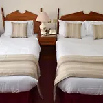 Rhu Glenn 3* Γουότερφορντ