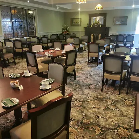 Rhu Glenn Hotel
