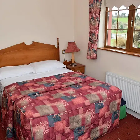 Rhu Glenn Hotel 3*