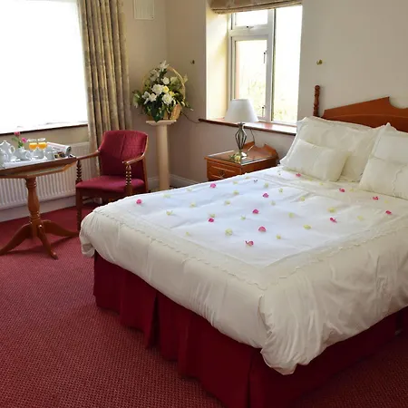 Rhu Glenn Hotel 3*