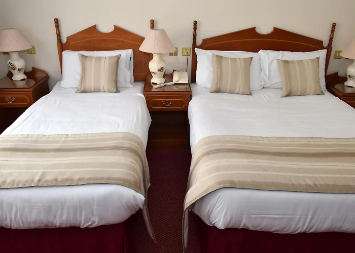 Rhu Glenn 3* Waterford